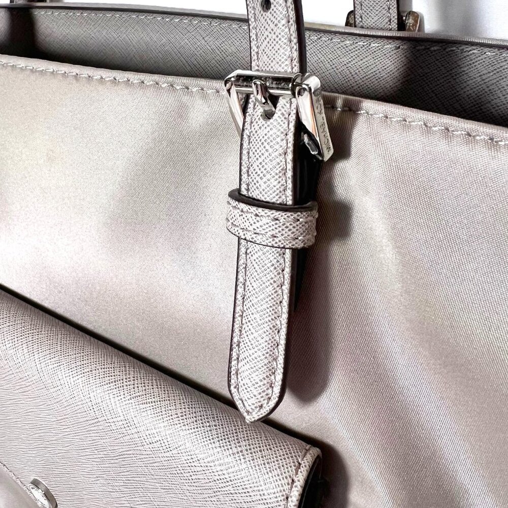 Michael Kors Jet Set Nylon Large Tote/Satchel/Shoulder Purse-Light Gray-Adjust - Picture 7 of 16